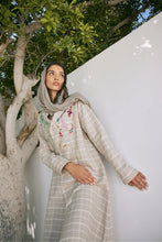 Load image into Gallery viewer, Koi Pond : Blazer-cut Abaya