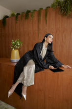 Load image into Gallery viewer, Tsuru (Black)
